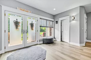 2491 Bay Pointe Dr, Saint Joseph, MI 49085 - Photo 3