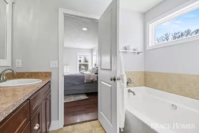 8540 Twin Lakes Drive, Jenison, MI 49428 - Photo 13