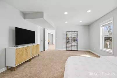 8540 Twin Lakes Drive, Jenison, MI 49428 - Photo 25