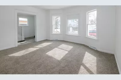 915 Hays Park Avenue, Kalamazoo, MI 49001 - Photo 7