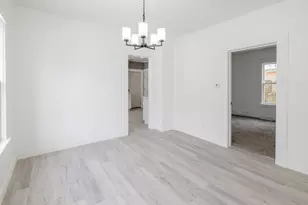 915 Hays Park Ave, Kalamazoo, MI 49001 - Photo 11