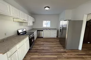 421 Lewis St, Belding, MI 48809 - Photo 9