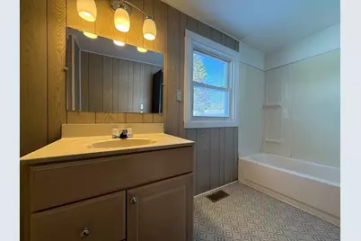 421 Lewis Street, Belding, MI 48809 - Photo 15