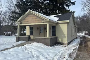 463 E Chicago St, Jonesville, MI 49250 - Photo 1