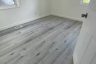 11739 Meyers Rd, Detroit, MI 48227 - Photo 15