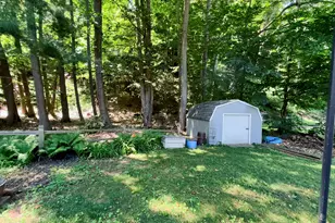 12637 Lakeshore Dr, Grand Haven, MI 49417 - Photo 23