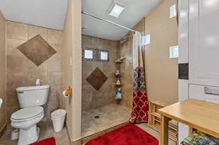 34 Oak St, Hillsdale, MI 49242 - Photo 11