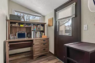 34 Oak St, Hillsdale, MI 49242 - Photo 13