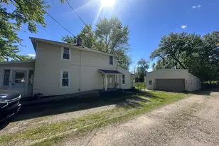 34 Oak St, Hillsdale, MI 49242 - Photo 35