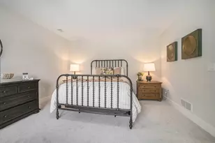 2246 Griggs St SE, Grand Rapids, MI 49506 - Photo 19