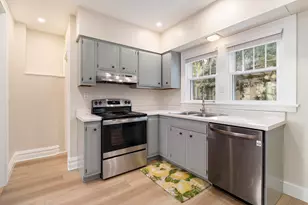 1914 Brentwood Ave, Kalamazoo, MI 49008 - Photo 9