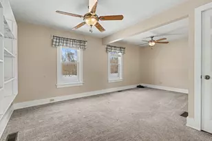 484 N Wattles Rd, Battle Creek, MI 49014 - Photo 3