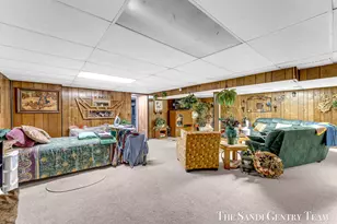 831 West St, Muskegon, MI 49442 - Photo 25