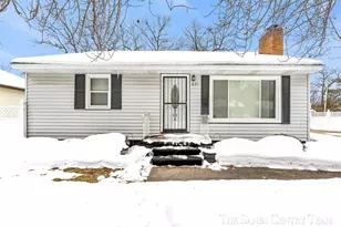 831 West St, Muskegon, MI 49442 - Photo 3