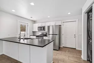 75603 Ridgeway Dr, Lawton, MI 49065 - Photo 5