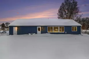 75603 Ridgeway Dr, Lawton, MI 49065 - Photo 17