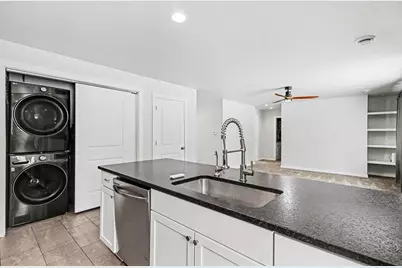 75603 Ridgeway Drive, Lawton, MI 49065 - Photo 7