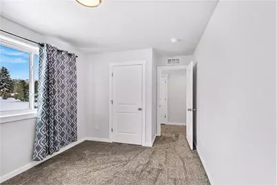 75603 Ridgeway Drive, Lawton, MI 49065 - Photo 11