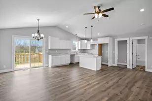 5229 Lilac Ln, Fremont, MI 49412 - Photo 5