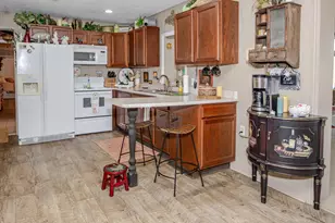 31643 Frost St, Dowagiac, MI 49047 - Photo 5