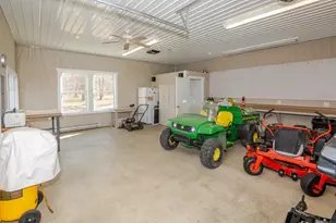 31643 Frost St, Dowagiac, MI 49047 - Photo 37