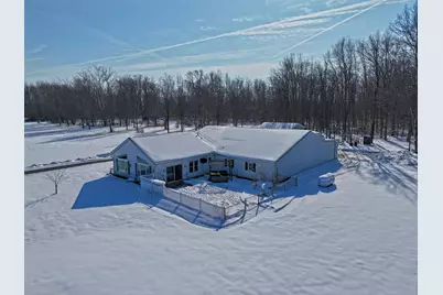 31643 Frost Street, Dowagiac, MI 49047 - Photo 9