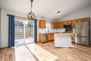 3334 Hazelnut Dr NW, Grand Rapids, MI 49504 - Photo 7