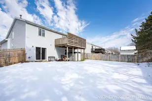 3334 Hazelnut Dr NW, Grand Rapids, MI 49504 - Photo 27