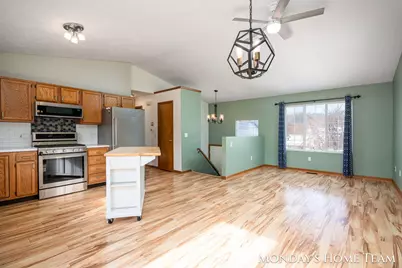 3334 Hazelnut Drive NW, Grand Rapids, MI 49504 - Photo 13