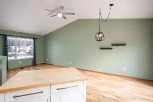 3334 Hazelnut Dr NW, Grand Rapids, MI 49504 - Photo 9