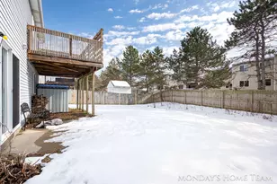 3334 Hazelnut Dr NW, Grand Rapids, MI 49504 - Photo 29