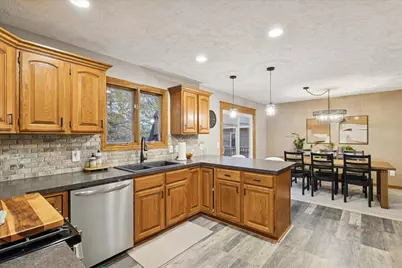 2956 Florence Drive SW, Wyoming, MI 49418 - Photo 13