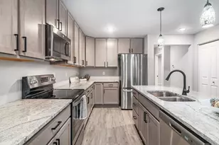 17549 Beechwood Ln, Spring Lake, MI 49456 - Photo 3