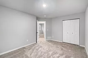 17549 Beechwood Ln, Spring Lake, MI 49456 - Photo 15