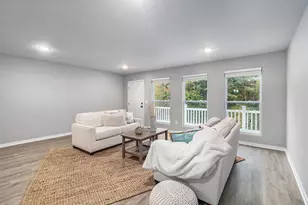 17549 Beechwood Ln, Spring Lake, MI 49456 - Photo 5