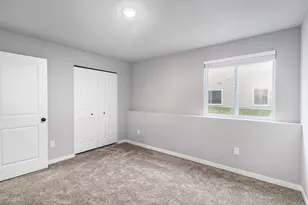 17549 Beechwood Ln, Spring Lake, MI 49456 - Photo 9