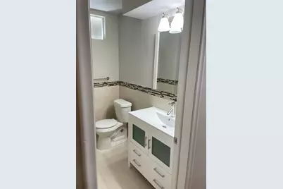 8872 16 1/2 Mile Road, Sterling Heights, MI 48312 - Photo 15