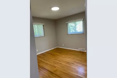 8872 16 1/2 Mile Road, Sterling Heights, MI 48312 - Photo 23