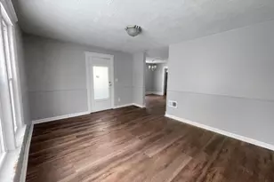 306 N Pleasant St, Jackson, MI 49202 - Photo 11