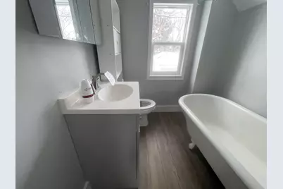 306 N Pleasant Street, Jackson, MI 49202 - Photo 17