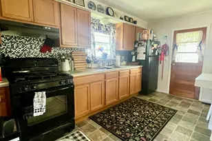 404 W Court St, Ludington, MI 49431 - Photo 11