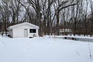 1408 Cherry Ln, Niles, MI 49120 - Photo 1