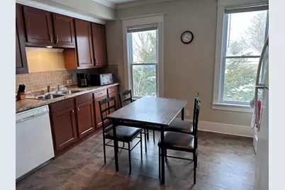 535 Archer Avenue #Upper Apt. 2, Saint Joseph, MI 49085 - Photo 11