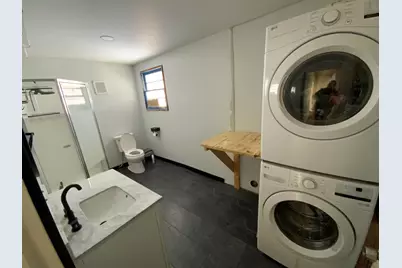 609 W Center Street, Albion, MI 49224 - Photo 7