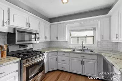 3644 Auburn Avenue NE, Grand Rapids, MI 49525 - Photo 3