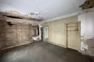 697 W Grand Ave, Muskegon, MI 49441 - Photo 11