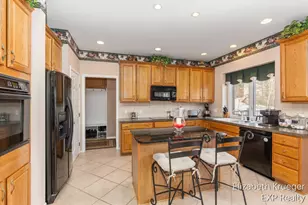 4501 Hickory Grove Ct NE, Ada, MI 49301 - Photo 9