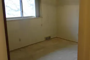 35662 Florane St, Westland, MI 48186 - Photo 13