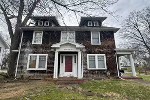 1122 4th St, Jackson, MI 49203 - Photo 1