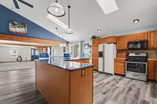 224 Pleasant Ave SE, Caledonia, MI 49316 - Photo 13